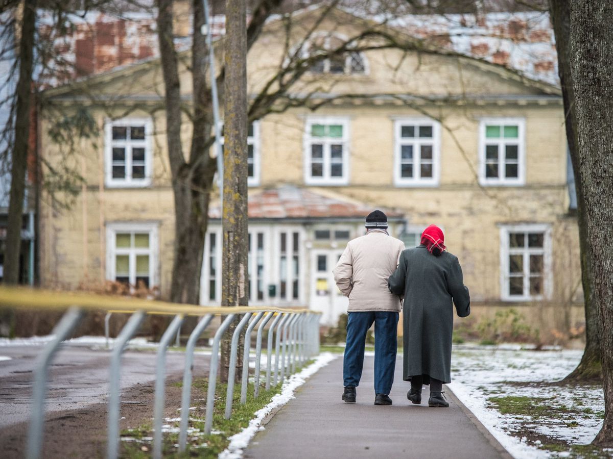 Porównanie cen noclegów na starówce Augsburga – gdzie warto zarezerwować i kiedy zaoszczędzić?